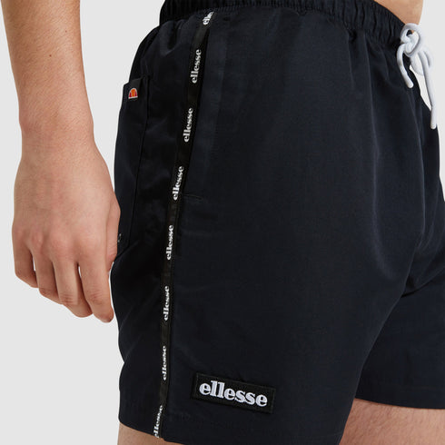 Ellesse short set for man מכנס אלס לגבר בצבע שחור